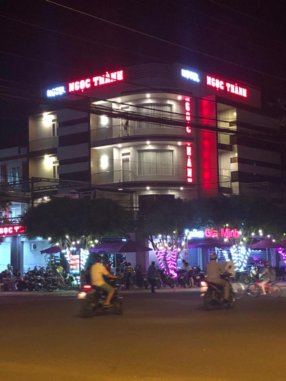 Ngoc Thanh Hotel Rạch Giá Buitenkant foto